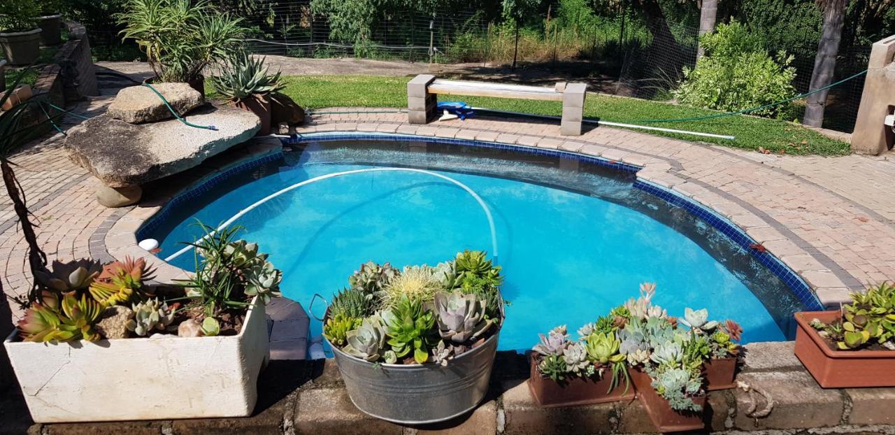 A Farm Stay - Casablanca'S Private Cottage,No Loadshedding! Hazyview Luaran gambar